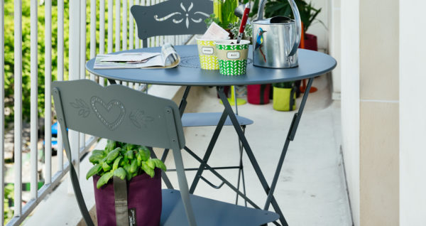 TABLE FLORÉAL Ø60 CM FERMOB – Image 5
