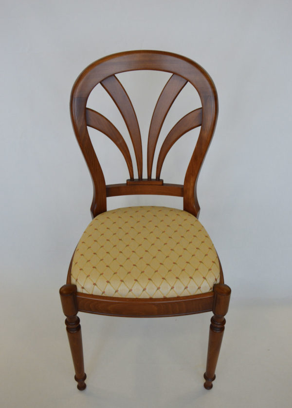 Chaise traditionnelle