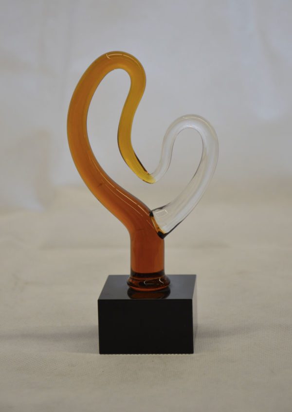 Sculpture en verre jaune