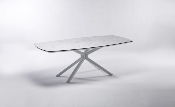 TABLE DRAKAR